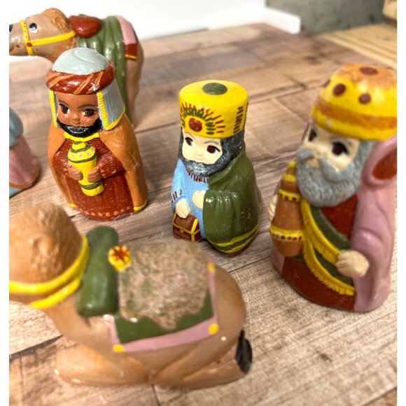 12-Piece Hand-Painted Pre-Cast Ceramic Nativity Set - Picture 7 of 9